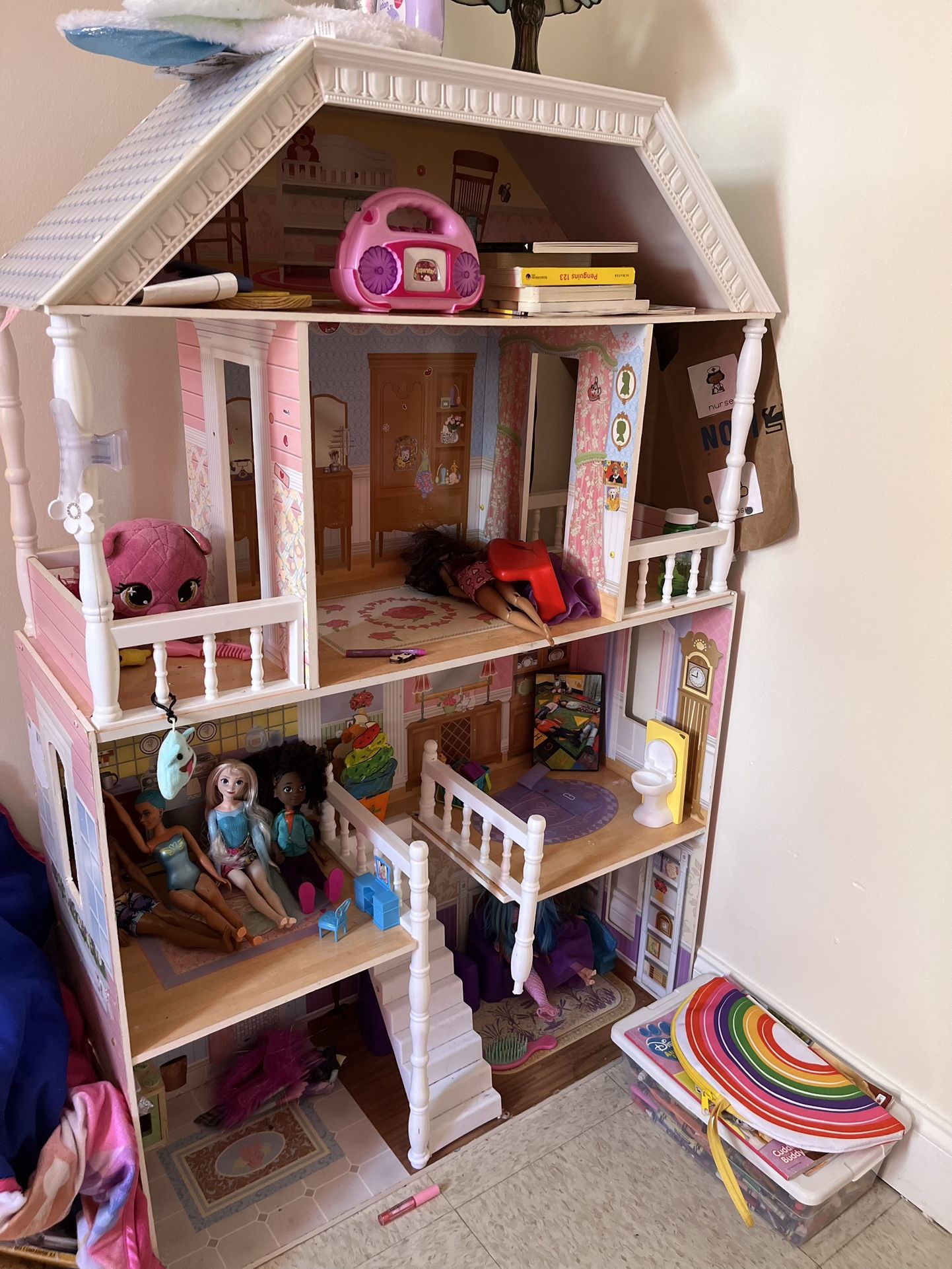 Barbie House