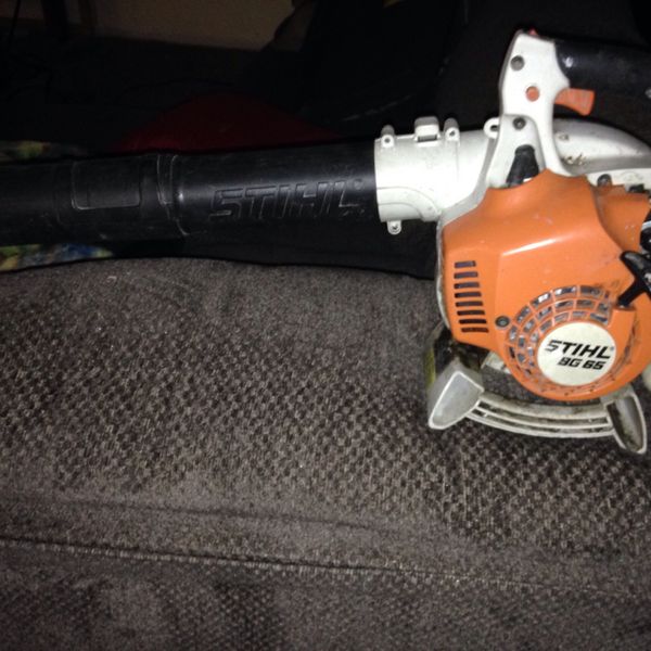 Stihl BG 65 Gas Leaf Blower for Sale in Everett, WA OfferUp