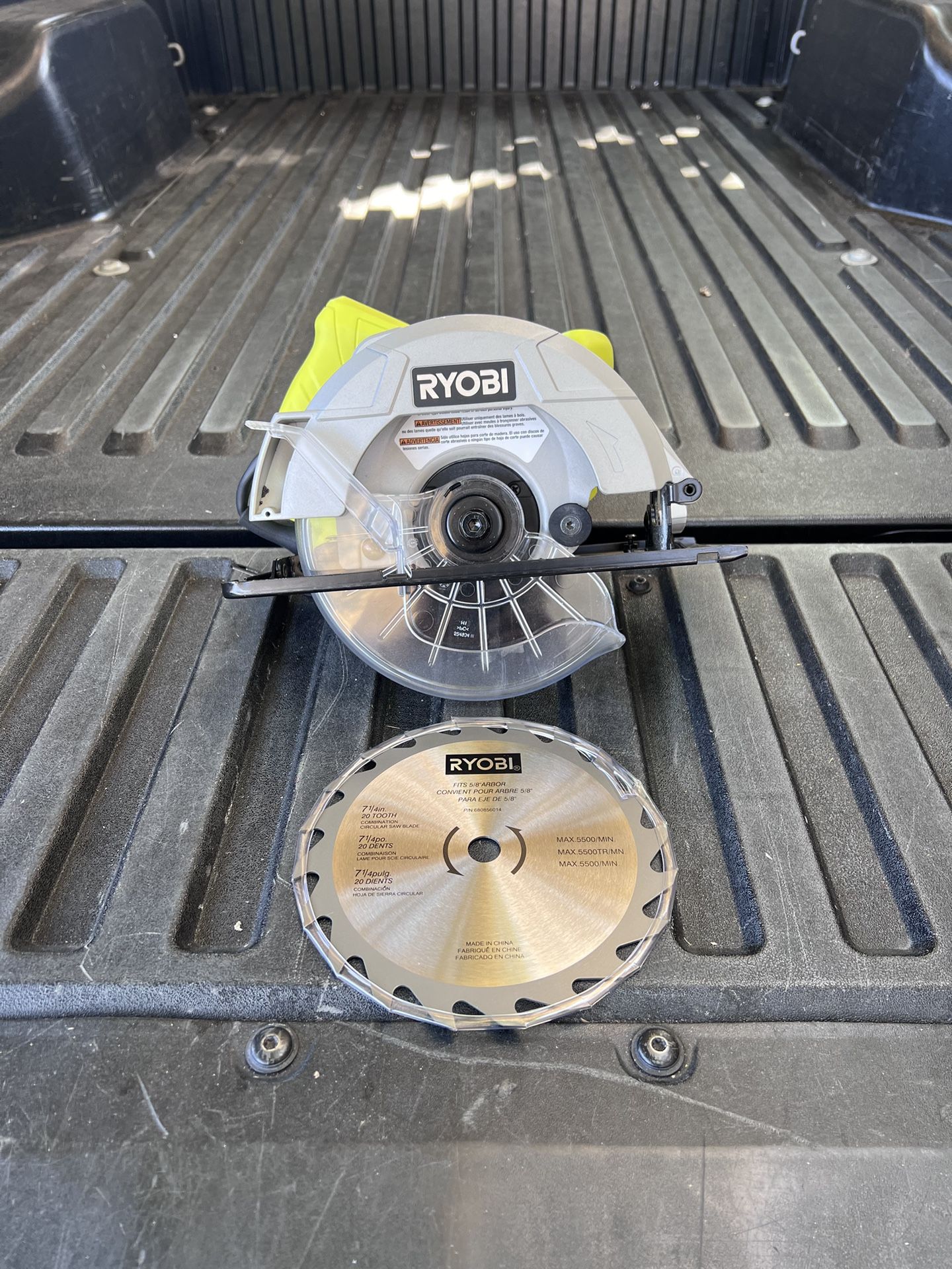 RYOBI 13 Amp Corded 7-1/4 in. Circular Saw