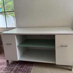 White Modern TV Stand