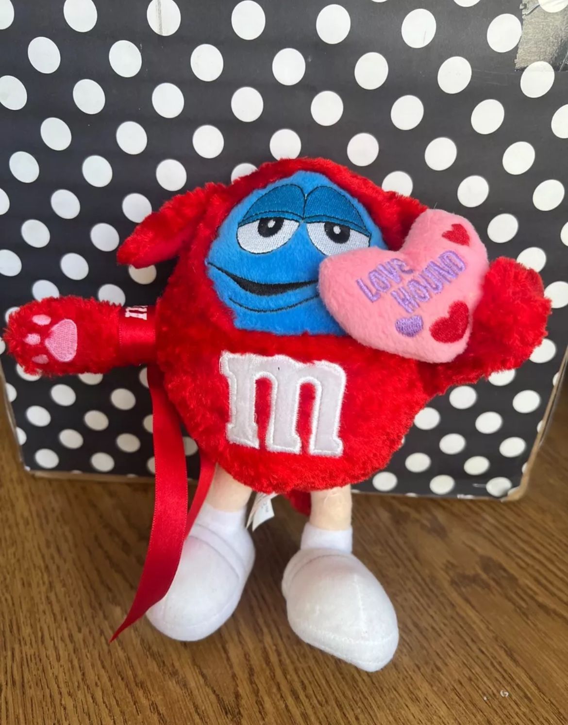 Vintage 8" Love Hound M&M Stuffed Collectible Valentine Plush Toy  YR 2004