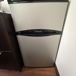 Fridgidaire Mini