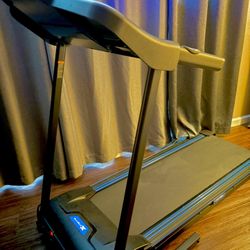 XTERRA TR200 Folding Treadmill