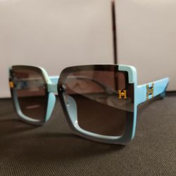 Creamy Blue Square Sunglasses 