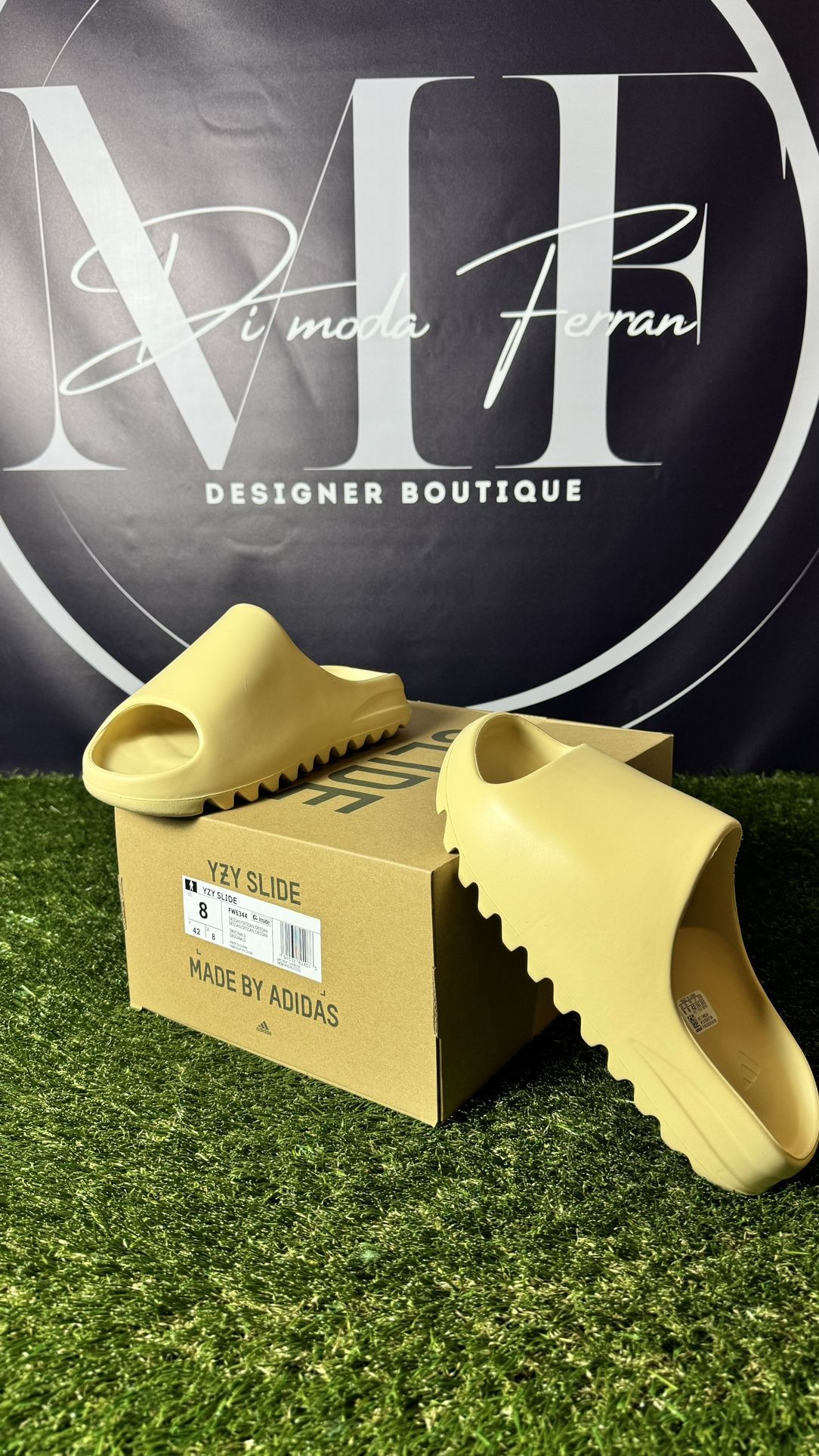 Adidas Yeezy Slides DESSERT SAND Size 8 Brand New In Box  display picture 3
