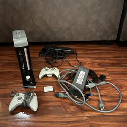 Xbox 360 w wires + games