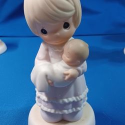 Precious Moments Special Delivery 