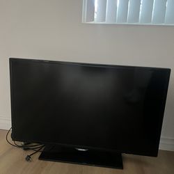 Samsung TV For Sale 32 Inches Regular Tv 