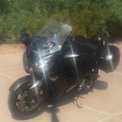 2018 GRAY KAWASAKI CONCOURSE 14  SPORT TOURING