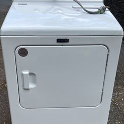 Maytag 7.0 cu. ft. Vented Electric Dryer in White Used 100