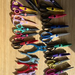 Lot Of  20 Fiskars Scissors Paper Edger Craft Scissors Scrapbooking Paper A+