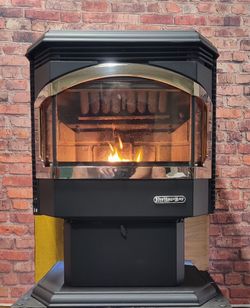 Lopi Heritage Bay Pellet Stove