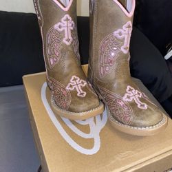 Girl Western Boots (READ BELOW 👇🏽 ) 