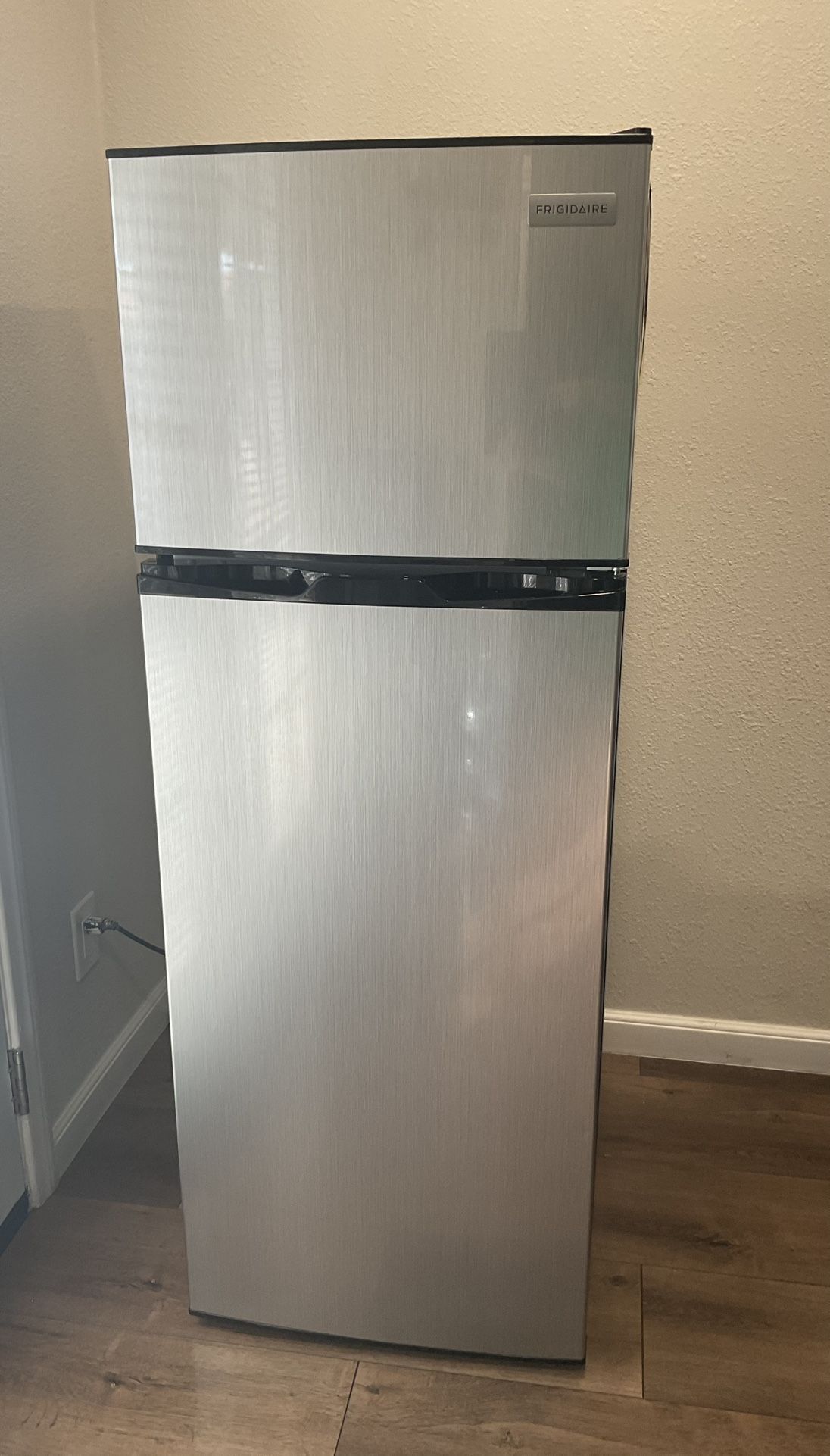 Refrigerator & freezer