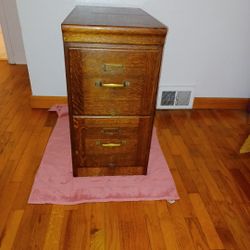 ANTIQUE 2 DRAWER SOLD OAK FILE CAB. 
