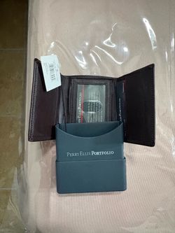 Perry Ellis Tri Fold Wallet
