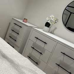 Kai White 4 Drawer 25" W and a 6 Drawer Dresser for Sale 