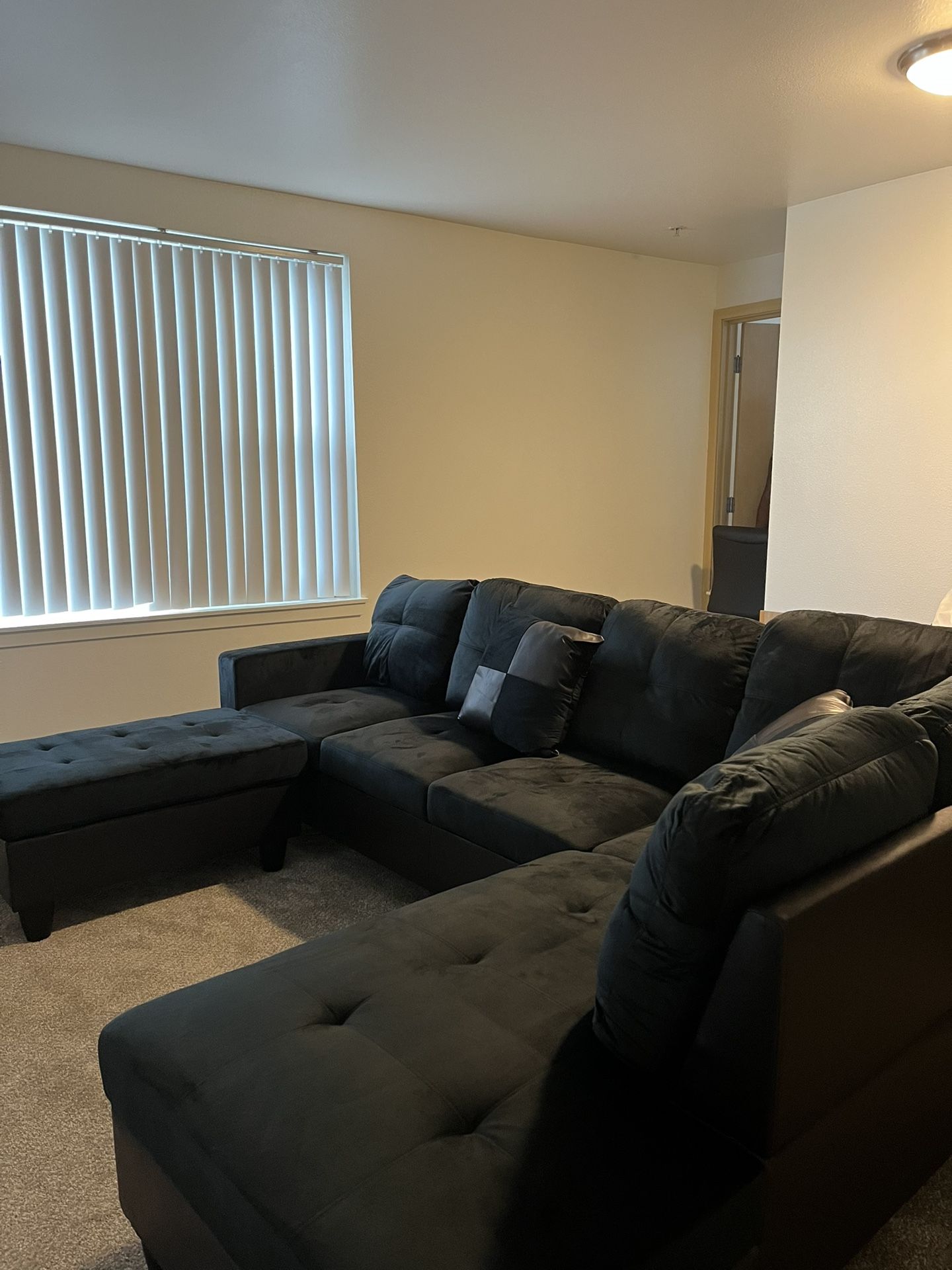 Black Microfiber Sectional Couch And Ottoman