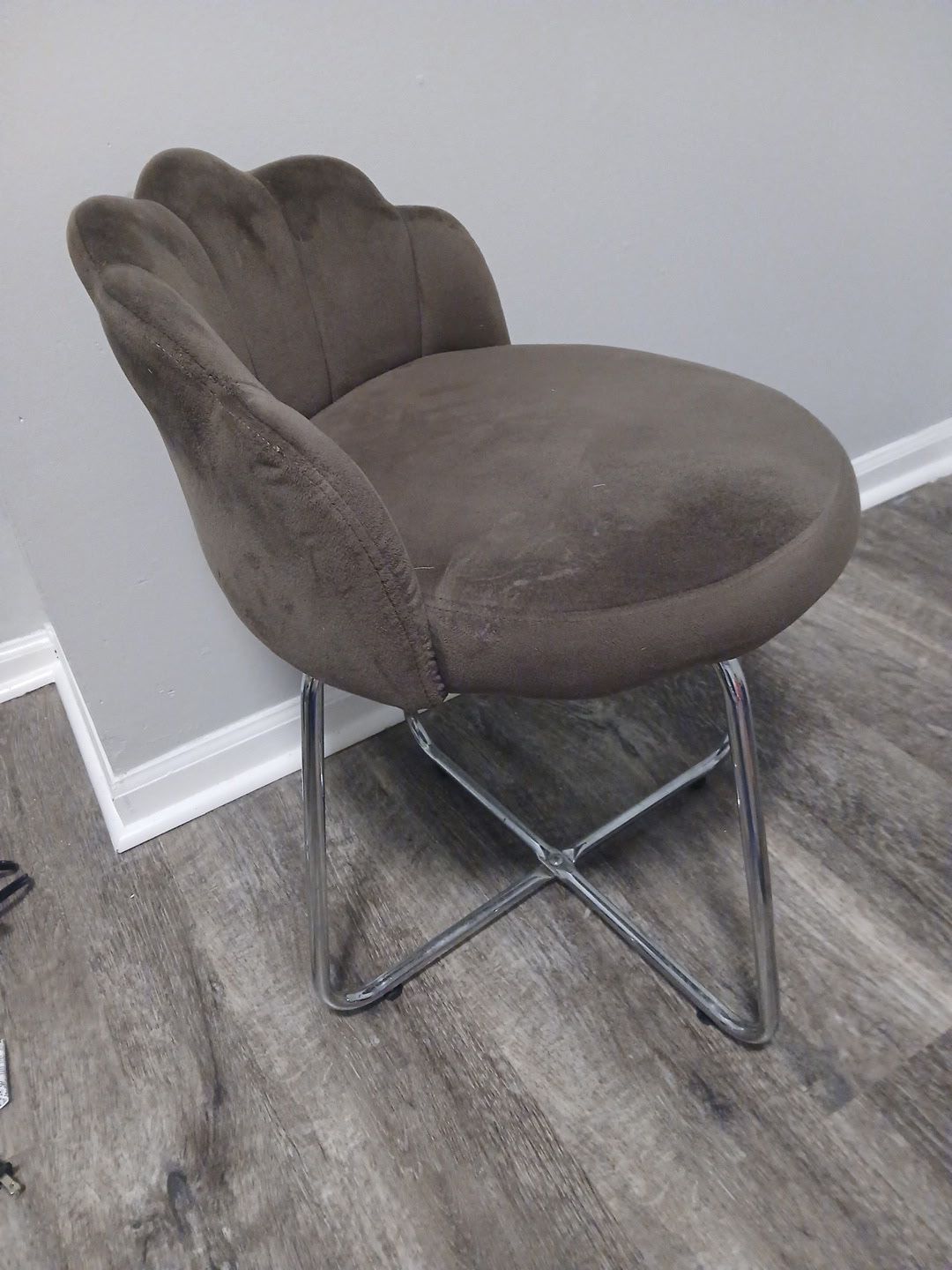 Scalloped Grey Vanity Chair