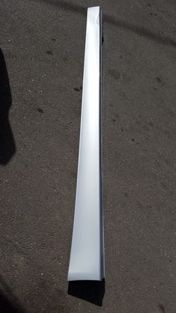 2012-2016 BMW 328i Rocker Panel cover passanger side