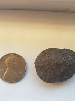 A strange-shaped stone, I don't know if it is a meteorite or a ground stone, a question for the specialists, offer it for sale