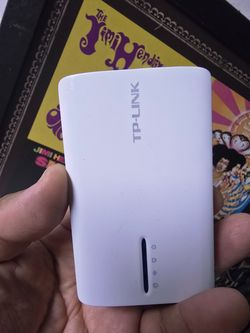TP-LINK 3G/4G Wireless N150 Portable Router - AP/WISP (TL-MR3040). Fully Working