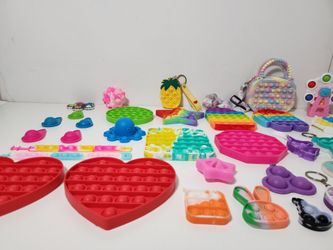 Pop It Lot Sensory Toy Lot of 33 Fidget Pop It Stress Relief Assorted and Pop it Bubble Bag Crossbody Bag & Bubble W' Coin Purse Keychain