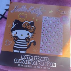 Hello Kitty Candy Corn Bath Towels 