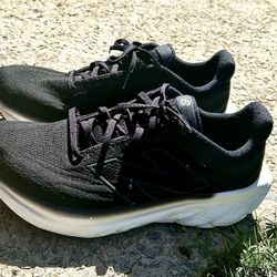 LATEST MODEL! New Balance 1080v14 Women's 11 Wide - Pristine - $90