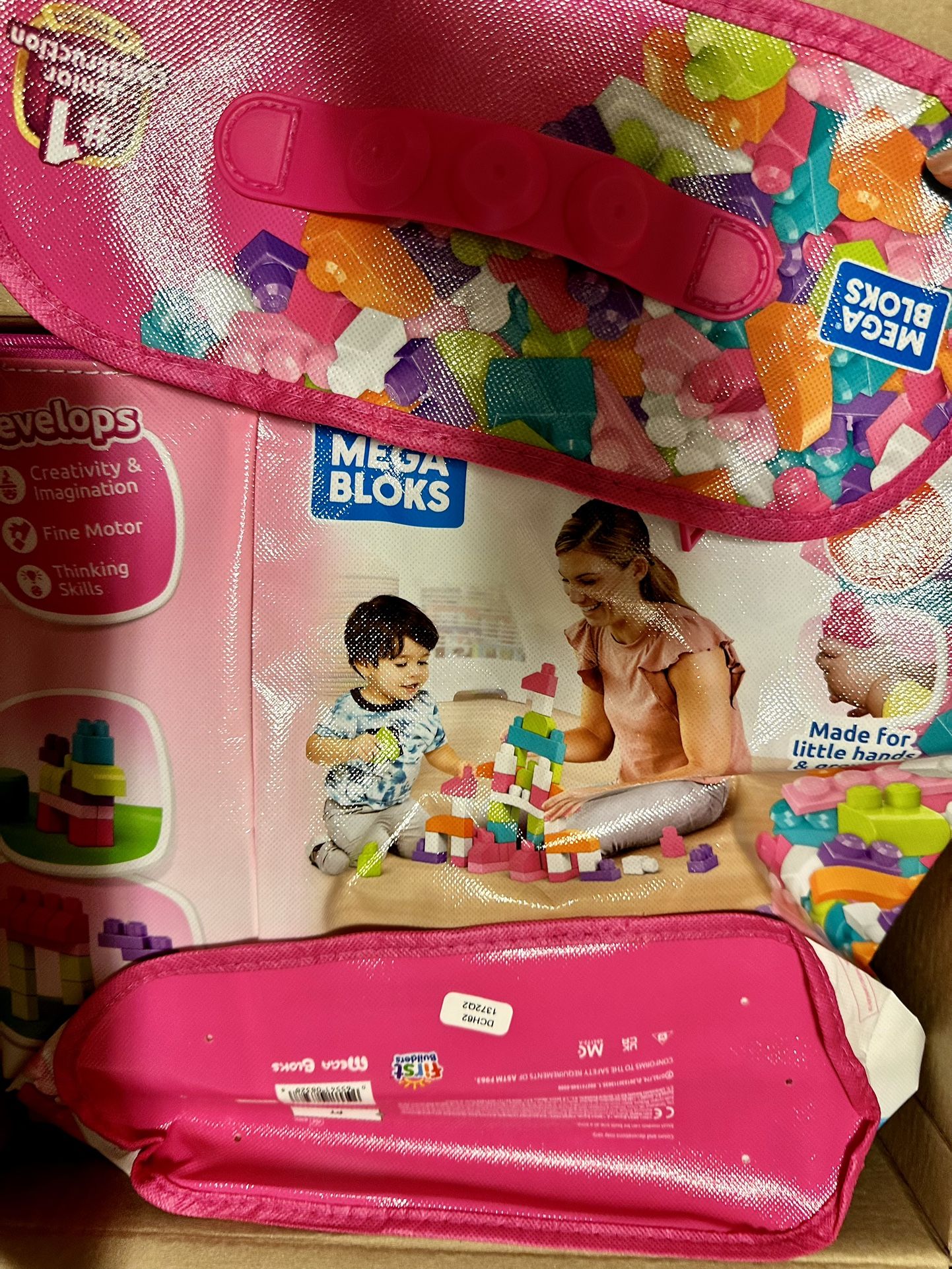 NEW in Box - 80 Piece Mega Blocks Set
