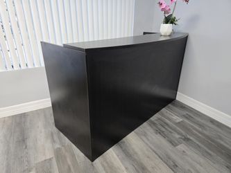 Beautiful Reception desk