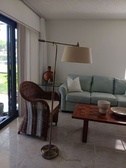 Floor lamp