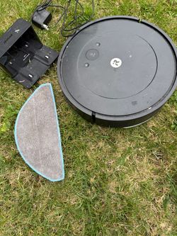 Roomba Vacuum/Mop Combo