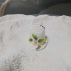 Vintage Ernesco  White Lady Hat Thimble