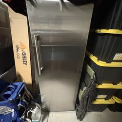 Vissani fridge or Freezer