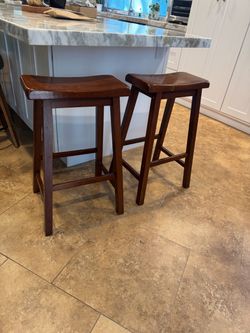 Counter height saddle stools