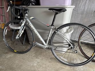Specialized dolce road bike