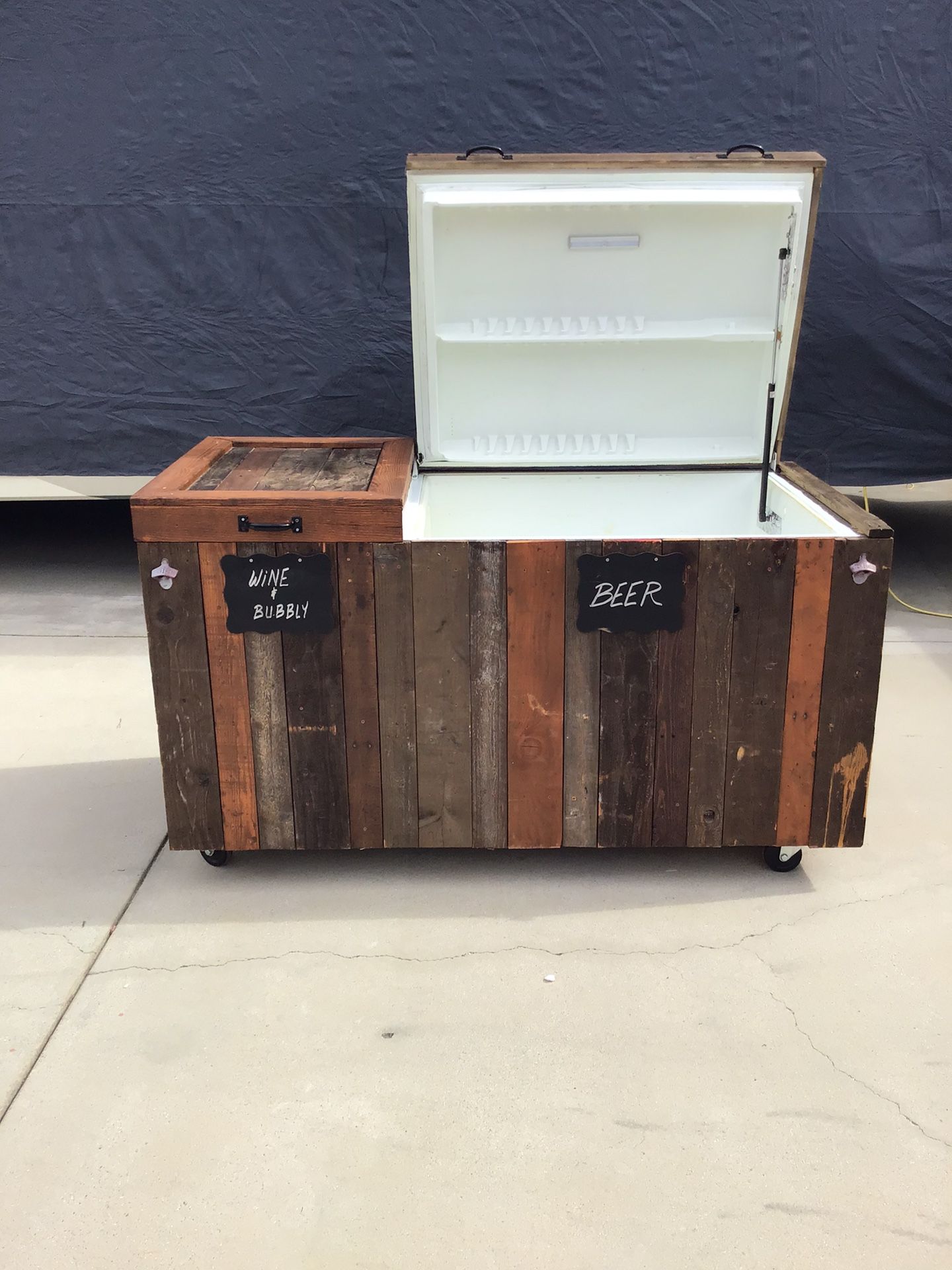 VINTAGE COOLER( Converted Refer/freezer)