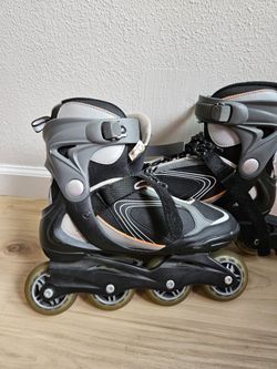 Roller Blades (SIZE 8)