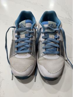 JA’s 1 boys basketball shoes size 7