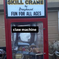 Claw machine 