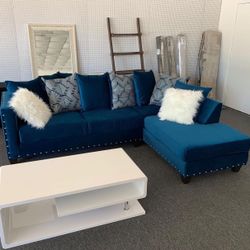Santos Blue Sectional / couch /Living room set