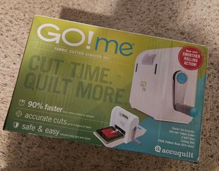 Go! Me Accuquilt fabric cutter quilting starter kit unopened new