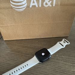 Apple Watch 7 - 46mm