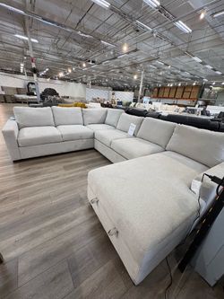 Costco thomasville Glenn fabric sectional with storage chaise
