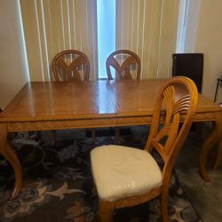 8ft Extendable Dining Table with Chairs - Great Condition!