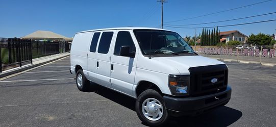 2013 Ford E-250
