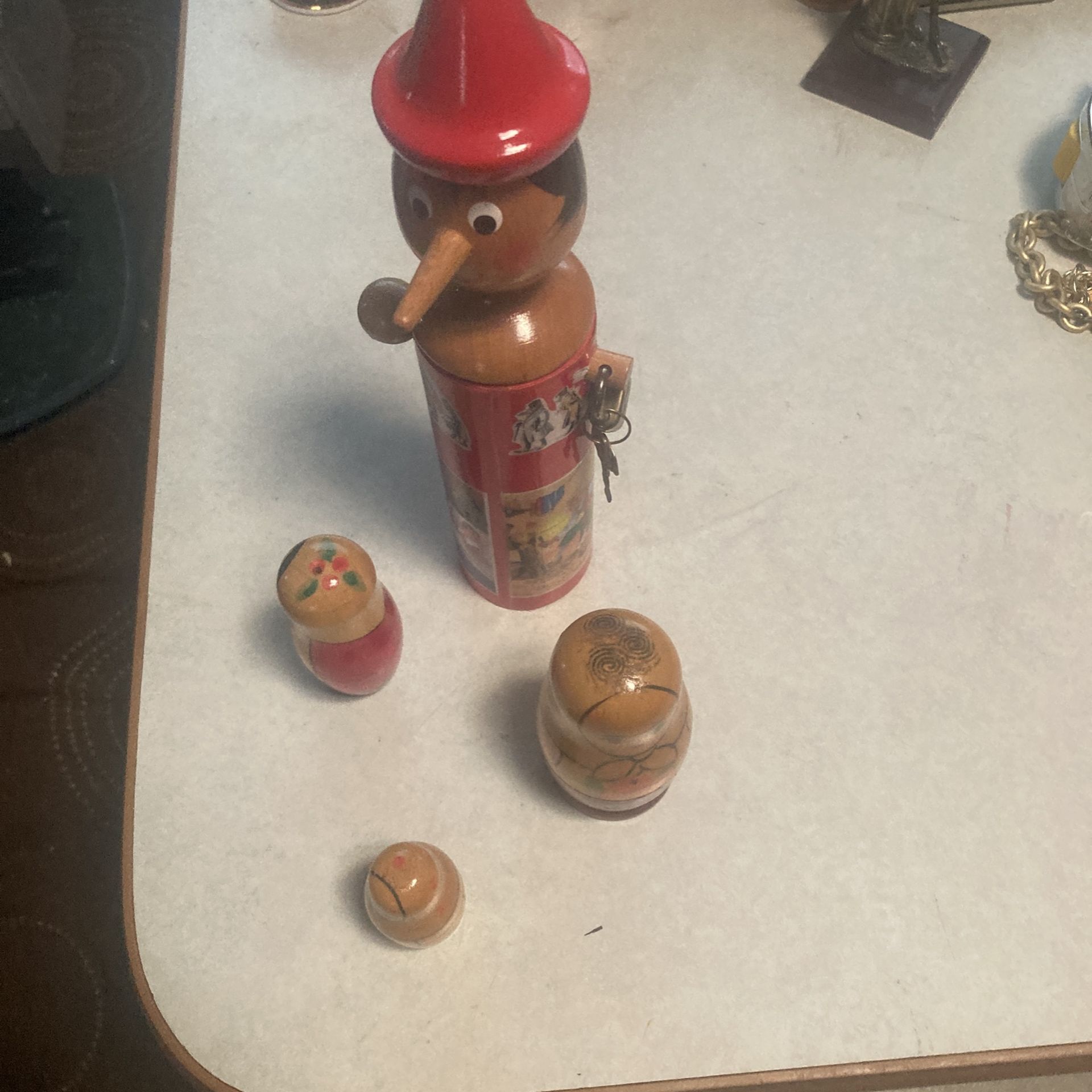 4 Wooden Toys, 3 Nesting Dolls