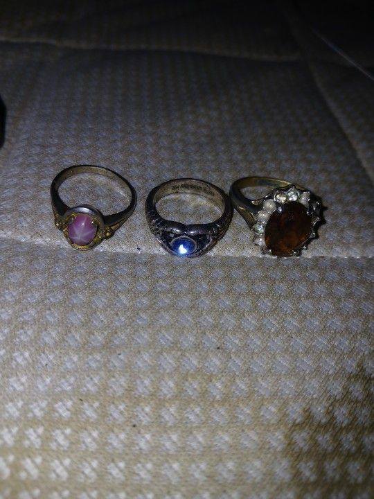 14k White Gold Star Sapphire Silver Blue Sapphire And 14k Hold With Diamonds And Some Other Gem Stone Lol