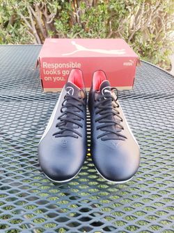 Puma King Ultimate Soccer Shoes 